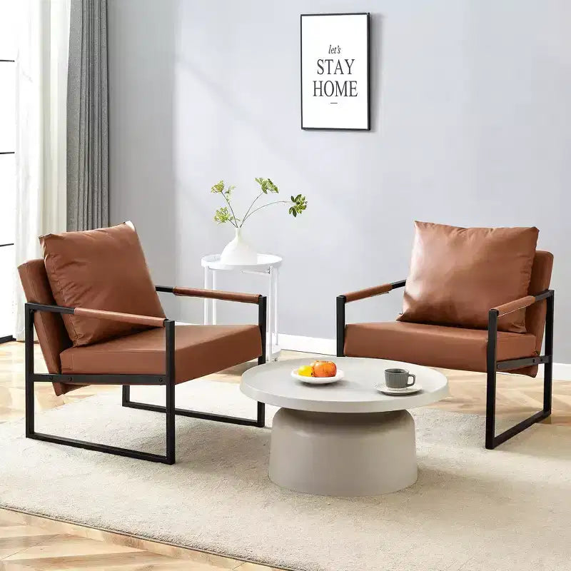 Poltroncina d'accento in pelle sintetica con struttura in metallo