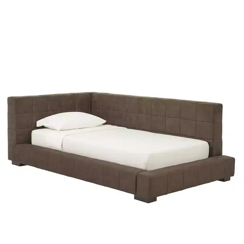 Letto imbottito con testiera trapuntata