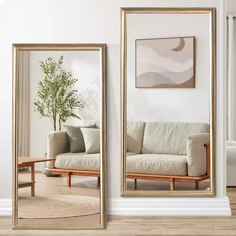 Specchio intero da parete con cornice in legno