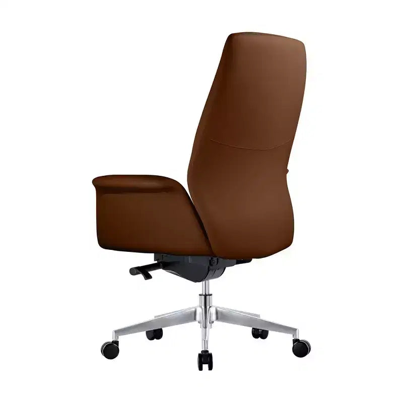 Sedia da ufficio ergonomica con telaio in alluminio e seduta in similpelle