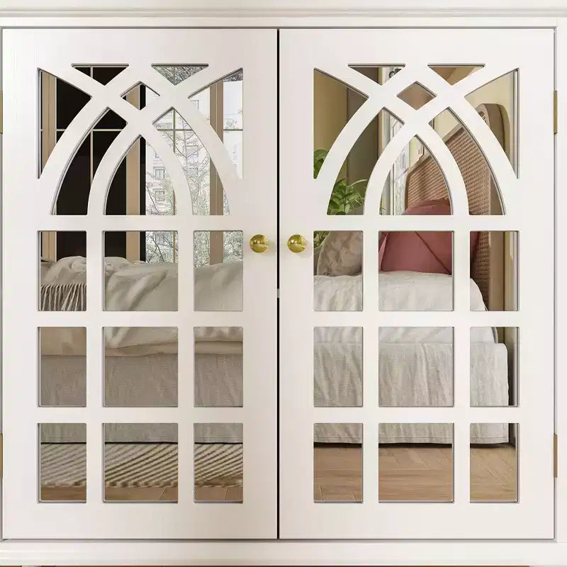 Credenza Bianca da 63 Pollici con Ante a Specchio Arcuate